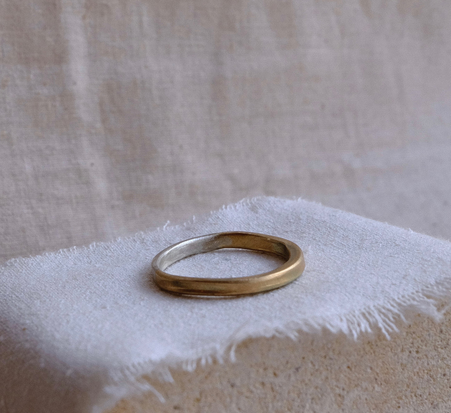 Two tone mens ring