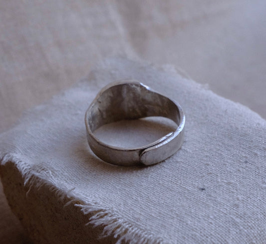 Silver chunky signet ring