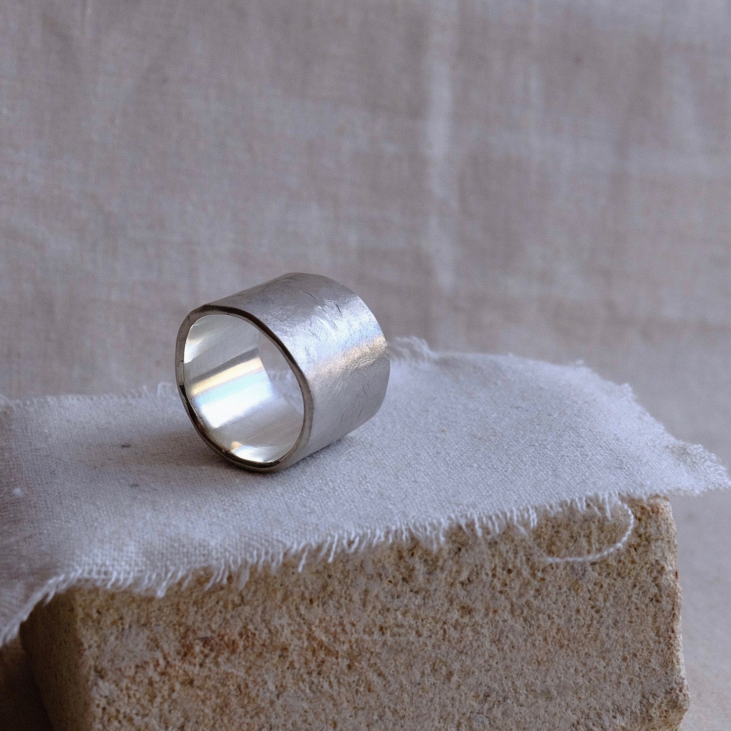 Wide band mens silver ring