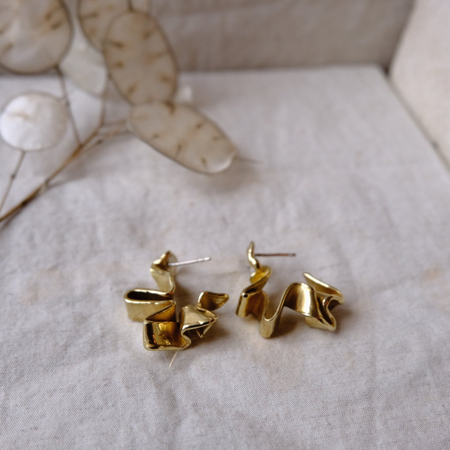 River Series : Meandering hoops