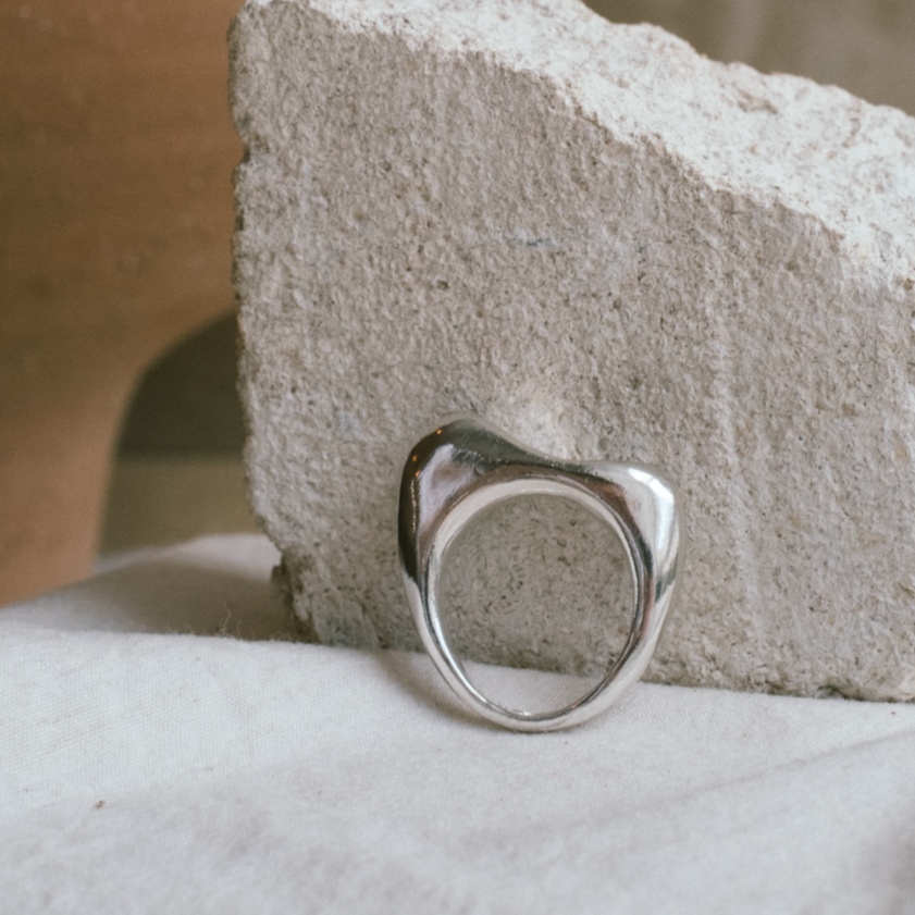 Everest Mountain Ring