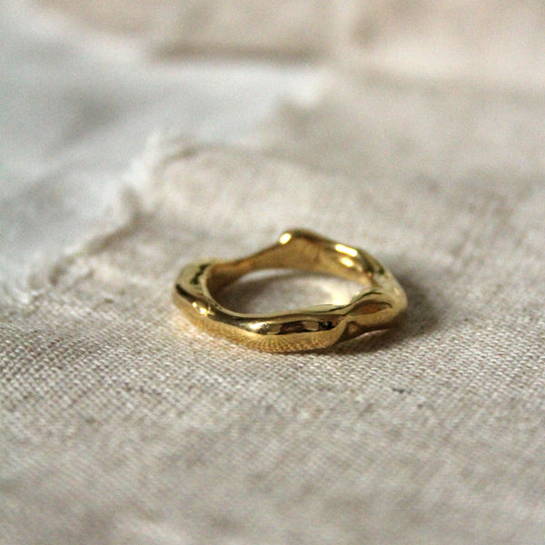 organic nature inspired ethically made wedding ring