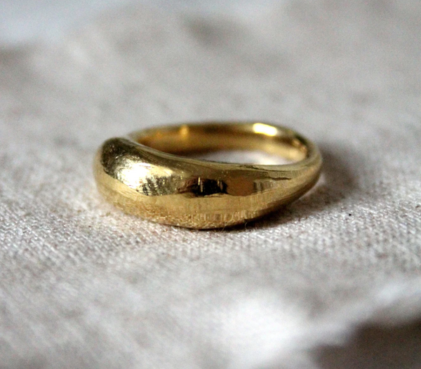 Alternative Wedding Rings for the Eco Conscious