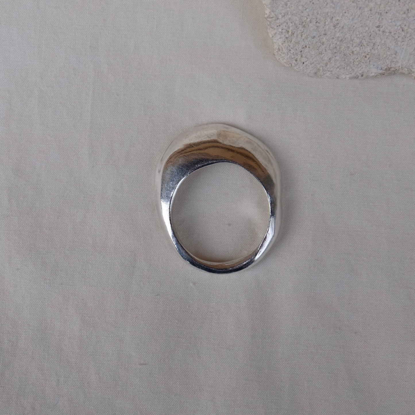 The Echo Ring