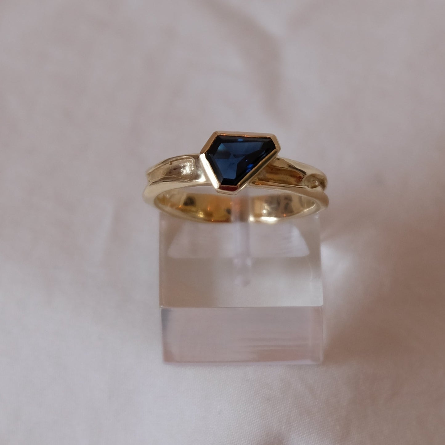 Ethical Sapphire and 9ct gold ring