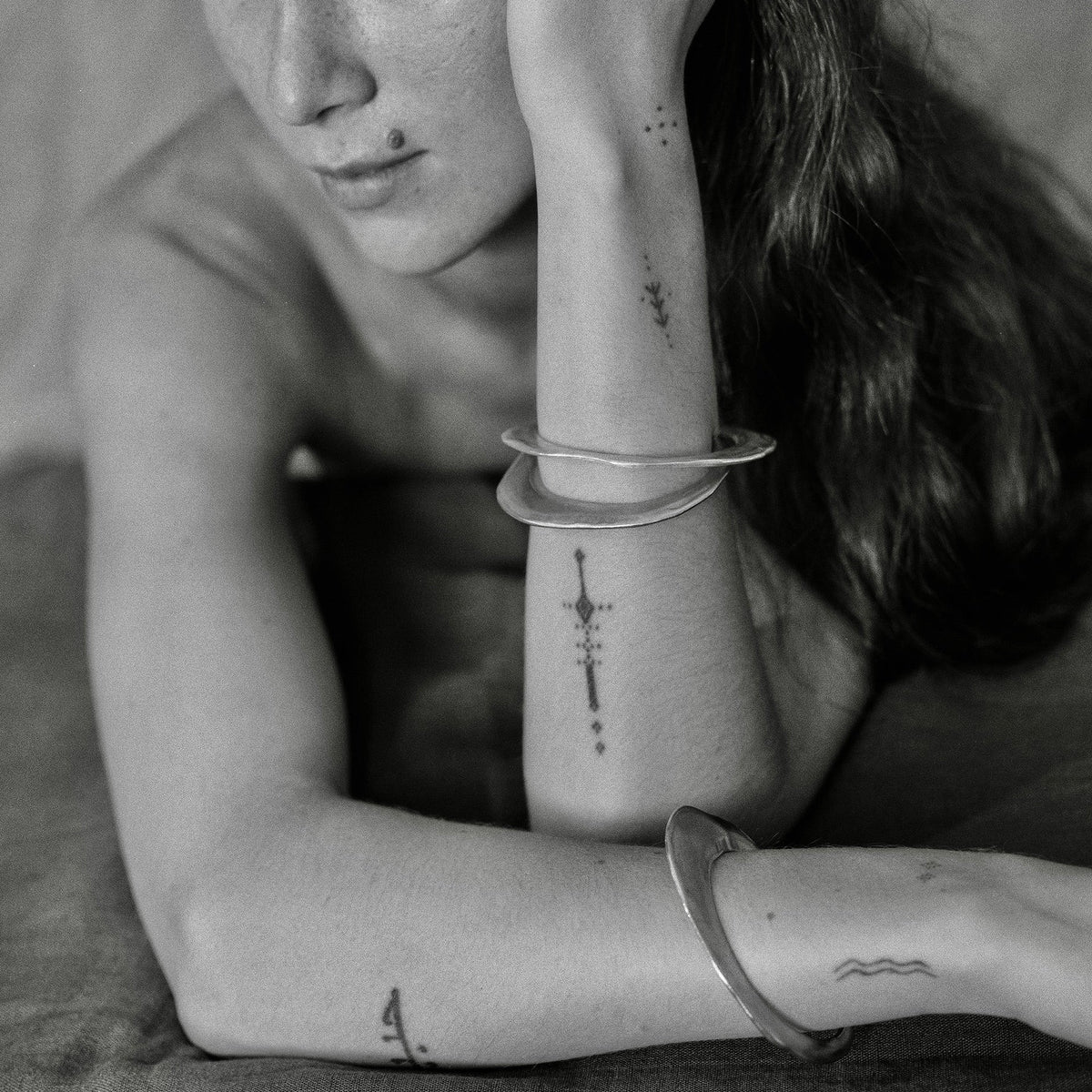 The Pebble Orbit Bangle 1