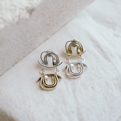 Mis-matched contour earrings 