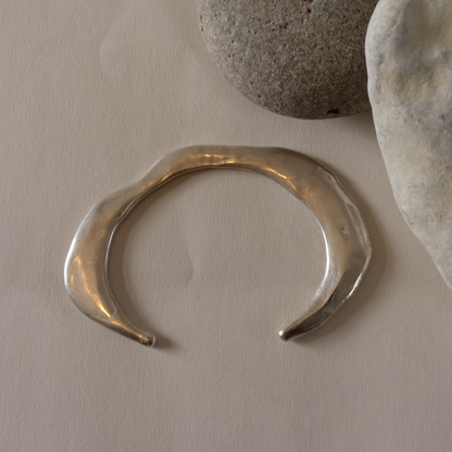 The Pebble Orbit Bangle 1