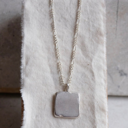Mama Necklace